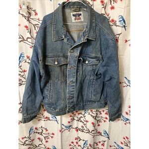 Eagles Landing Size XL Blue Jean Jacket. Men's trucker style denim jacket